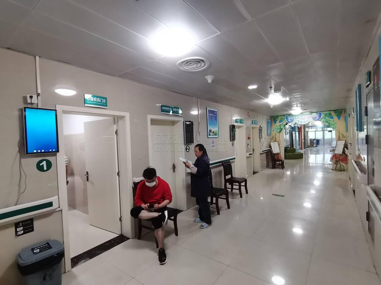 智慧醫(yī)院：智慧排隊(duì)系統(tǒng)助力打造高效服務(wù)大廳